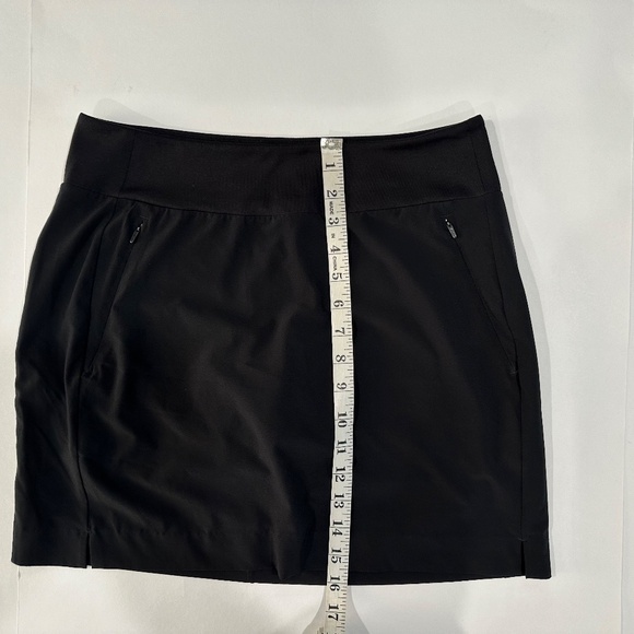 ATHLETA Black Soho Skort -  Size 6. - Picture 8 of 10